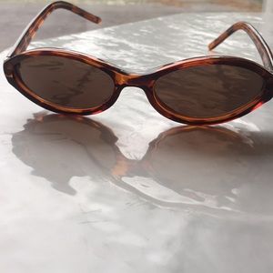 $10 SALE Tortoiseshell sunglasses 🕶